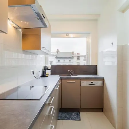 Apartment Close To Station *