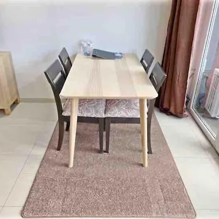 Apartment Close To Station